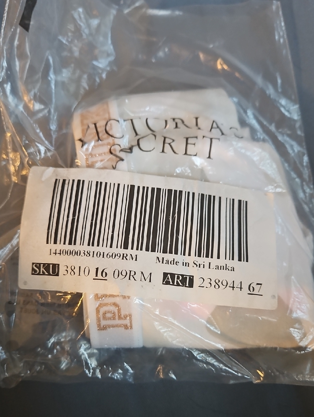 PINK Victoria's Secret White CAMO Thong - Picture 4 of 4